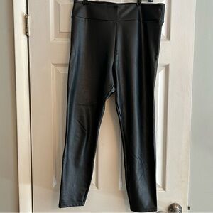 Abercrombie & Fitch Black Faux Leather Pull on Pants size XL